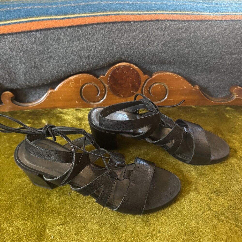 Stuart Weitzman Tiegirlbingo Lace-Up Strappy Leat… - image 6